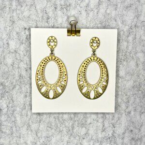 Gold earrings with rhinestone